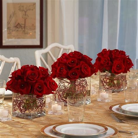 Christmas centerpieces – festive table decoration ideas with flowers