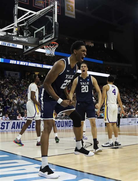 Yale men’s basketball, hockey schedules released