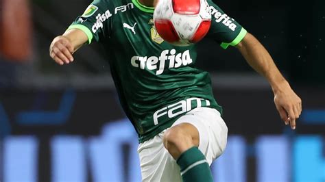 Torcedores Do Palmeiras Detonam Arbitragem Ap S Gol Anulado De Flaco