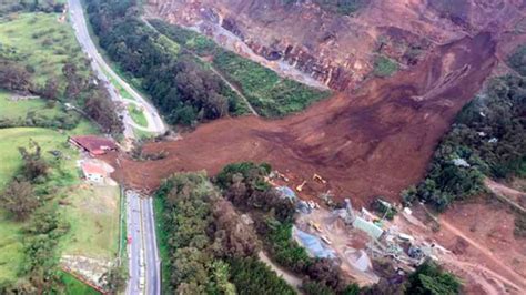 Deslizamiento De Tierra En Colombia Deja Al Menos 14 Muertos Y 35