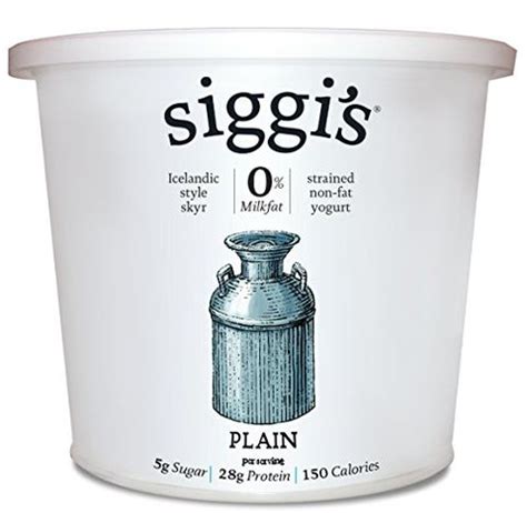 12 Best Low-Sugar Yogurts, According to Dietitians