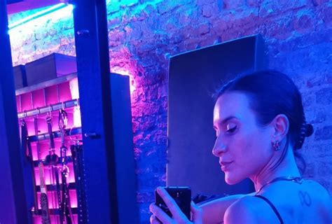 A session moment from the Steel Room in Berlin - Miss Flora Official ...