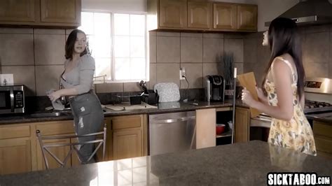 Sexy Babe Banged So Hard By A Big Cock Guy XNXX