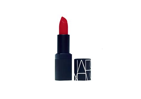 The Power of Red Lipstick: A Guide to Pulling Off the Look | StyleCaster