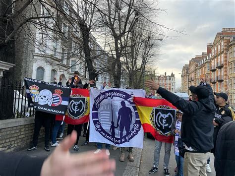 FORO MDM On Twitter BRUTAL CORTEO DE ULTRAS SUR EN LONDRES ChelseaFC