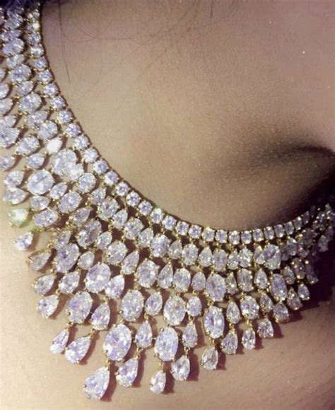 Pin By Manoj Kadel On Diamond Necklaces Colour Stone And Perls Jewellery Sparkle Necklace