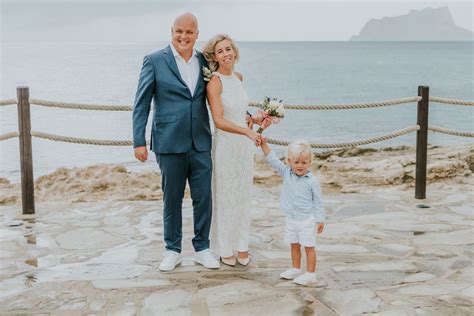 Daphne Tom S Wedding At The Club Nautico Moraira Wedding