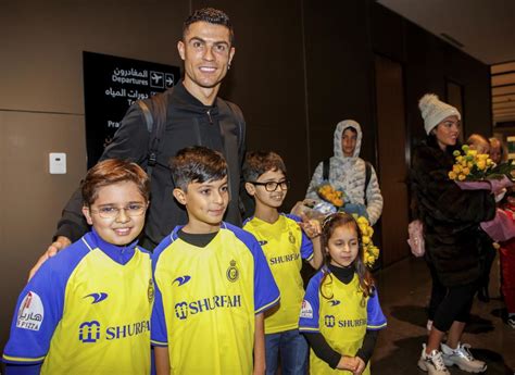 Las Mejores Imágenes De La Presentación De Cristiano Ronaldo Con El Al Nassr Foto 9 De 11