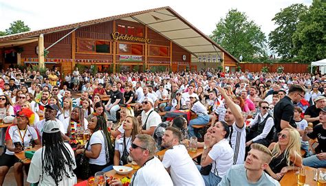 Das Heilbronner Volksfest Ist Er Ffnet Bilder Vom Fassanstich