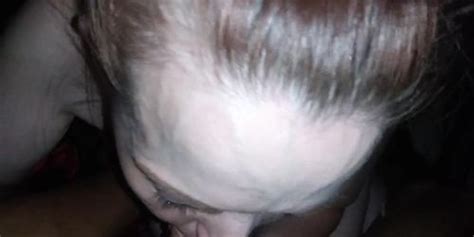 BUSTY MILF GIVES SLOPPY BJ Tnaflix