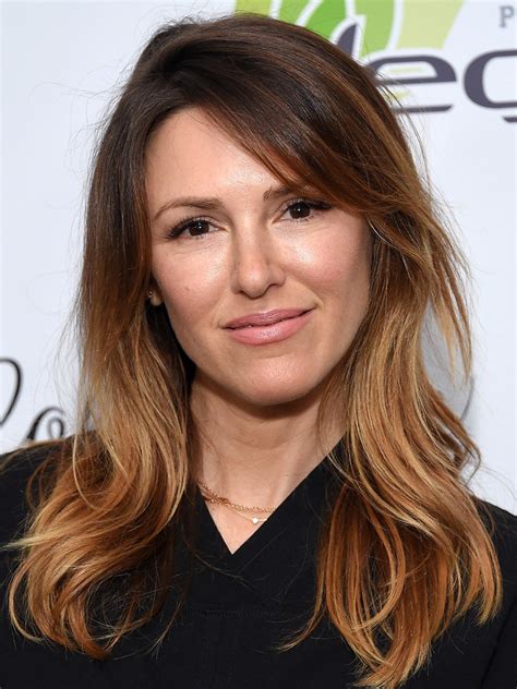 Elizabeth Hendrickson Actress