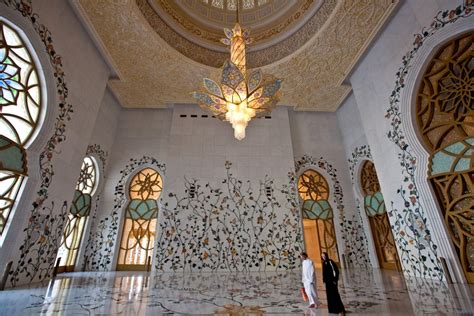 Sheikh Zayed Mosque, Abu Dhabi -- National Geographic