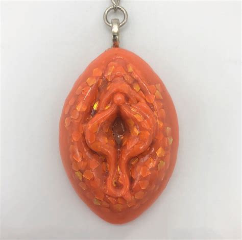 Vulva Resin Key Ring Peach Glitter Vulva Glitter Vagina Etsy