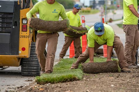 Landscape Construction | Des Moines, Iowa | Perficut