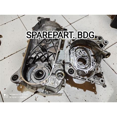 Jual Crankcase Krengkes Kanan Kiri Original Honda Vario 160 Blok