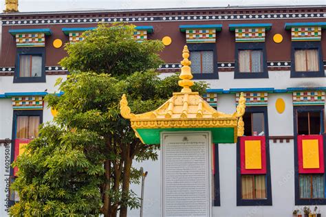 Buddhist temple architecture Stock Photo | Adobe Stock