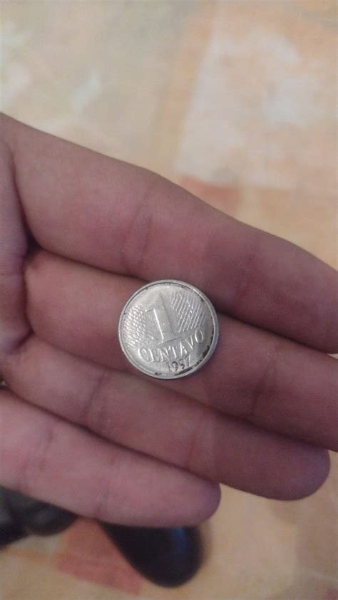 Moeda Rara De Centavo De Invertida Produto Vintage E Retro