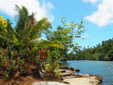 Chasing Waterfalls on Upolu Island, Samoa ⋆ Who do I do