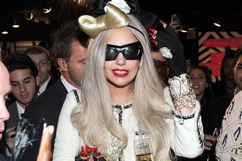 Lady Gagas ‘marry The Night Video To Premiere On Thursday