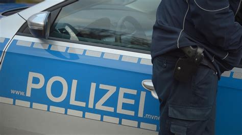 Nürnberg Betrüger Geben Sich Als Polizisten Aus Br24