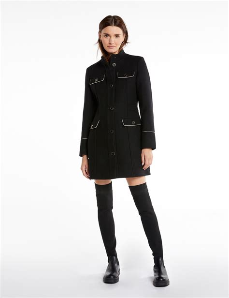 Manteau Droit Avec Poches Rabat Noir Femme Morgan