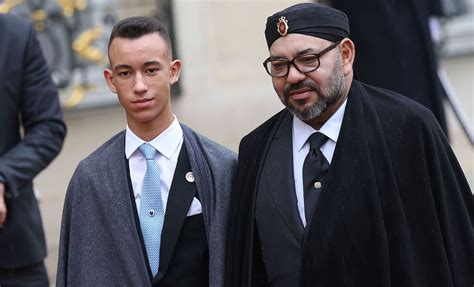 Mohammed Vi Va T Il C Der Le Tr Ne