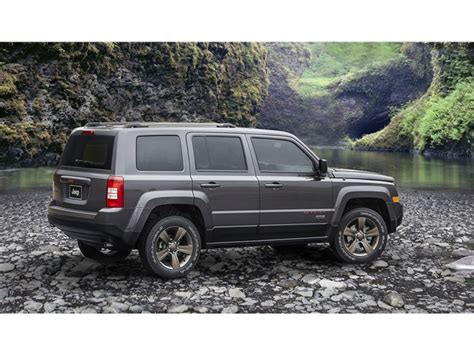 2017 Jeep Patriot: 47 Exterior Photos | U.S. News