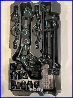 Hot Toys Neon Tech Iron Man With Suit Up Gantry Scale Figure Scale Action Figure