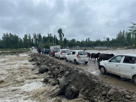 Weather Alert Heavy Rainfall Lightning Hailstorm And Snowfall