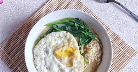 Resep Mie Instant Kuah Susu Oleh Rara Baabud Cookpad