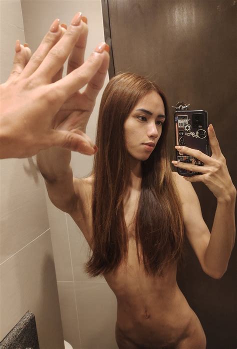 Shdrhn Filipino Acompañantes transexual en Manila