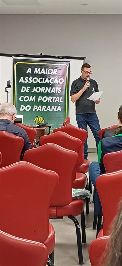 Fundador Da Tribuna Regional Homenageado Em Congresso Da Adjori A