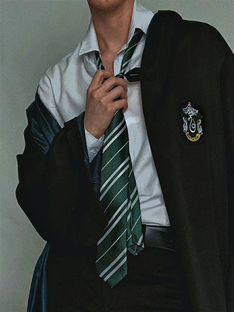 Слизерин | Hogwarts uniform, Slytherin clothes, Slytherin uniform