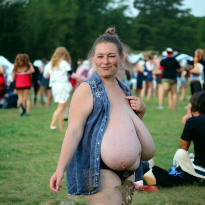 Big Boob Fan Tumblr Tumbex