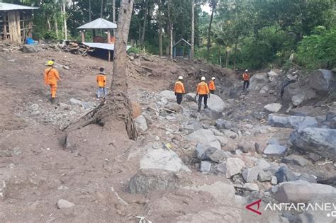 2 Orang Belum Ditemukan Basarnas Perpanjang Pencarian Korban Banjir