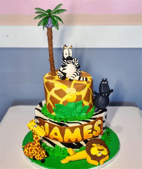 Madagascar Cake Design Images Madagascar Birthday Cake Ideas