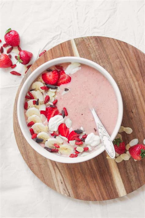 Strawberry Banana Vegan Protein Smoothie Bowl | Ready in 5 Minutes!