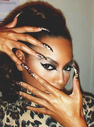 𝗱𝗮𝗻𝗻𝘆🫧💚 On Twitter Rt Beysbbseditz Beyonce Nails Art And Hand