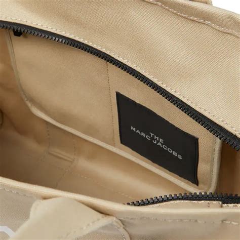 СУМКА MARC JACOBS THE MEDIUM TOTE BAG BEIGE – Сумки MARC JACOBS из Европы