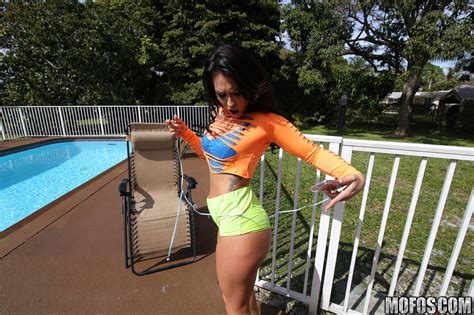 Anal Big Butt PAWG Sluty MILF Kelsi Moroe 026 Porn Pic