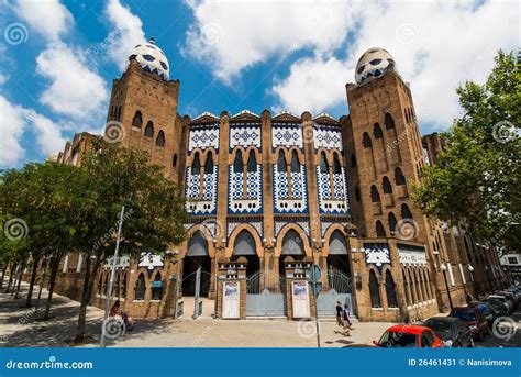 Plaza De Toros Monumental De Barcelona Editorial Photo - Image of ...