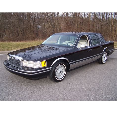 1994 Lincoln Town Car Sold | Motorious