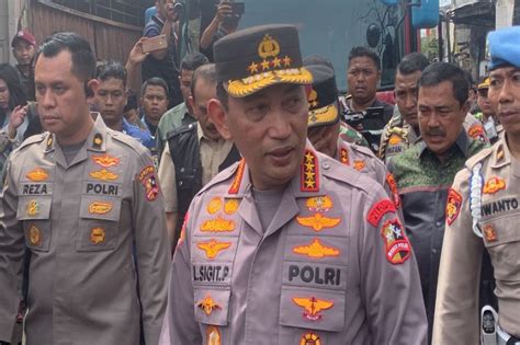 Kapolri Kerahkan Tim Gabungan Investigasi Asal Api Penyebab Kebakaran