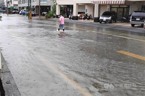 強降雨宣洩不及 台南34處積淹水通報 地方 中央社 Cna