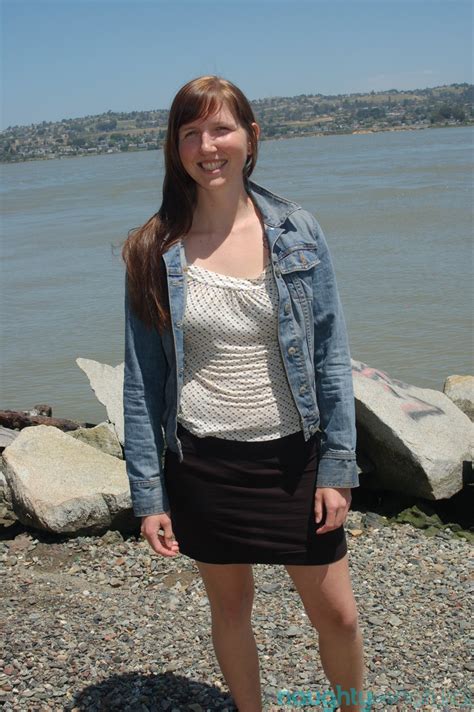 Smiley Cutie Natalie Strips On The Beach And Sunbathes Her Body Furry Pussy CoedCherry