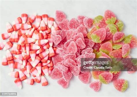 gummy hearts   premium high res pictures getty images