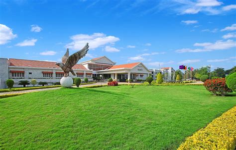 eagleton  golf village
