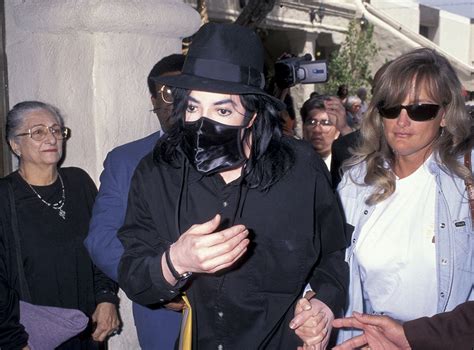 Michael Jackson S Mysterious Marriage To Debbie Rowe Inside Their