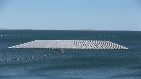 Usina De Energia Solar Flutuante Instalada Na Hidrel Trica De Santa