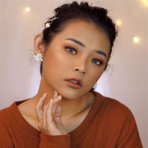 Ini Make Up Beautyvlogger Berkulit Sawo Matang Yang Bisa Jadi